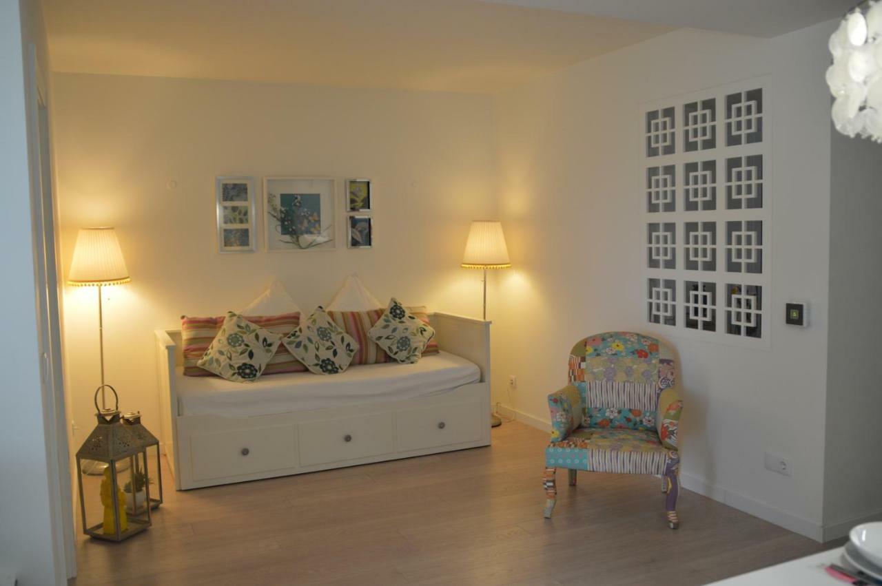 Amazing Beach & Pool Apartment With Garden Sesimbra Exteriör bild