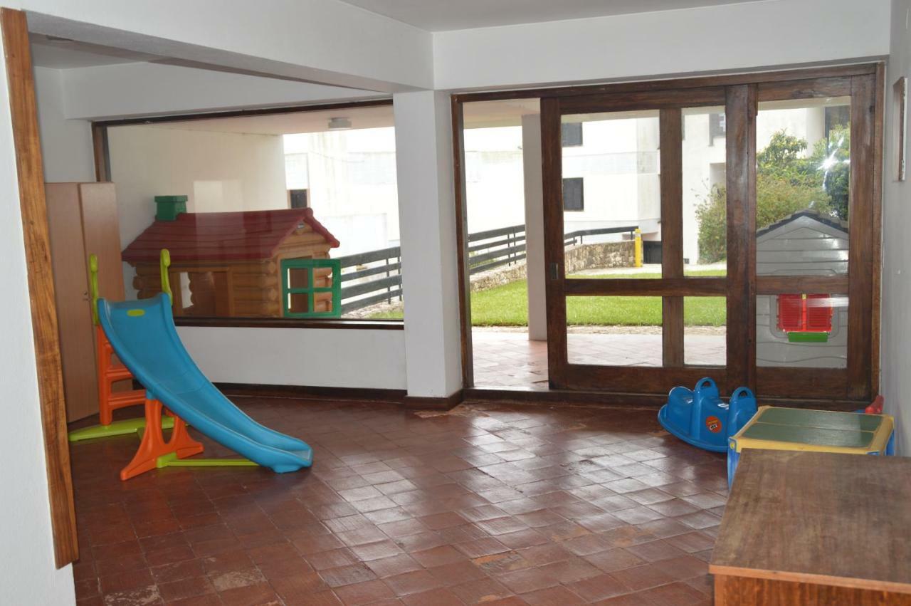 Amazing Beach & Pool Apartment With Garden Sesimbra Exteriör bild