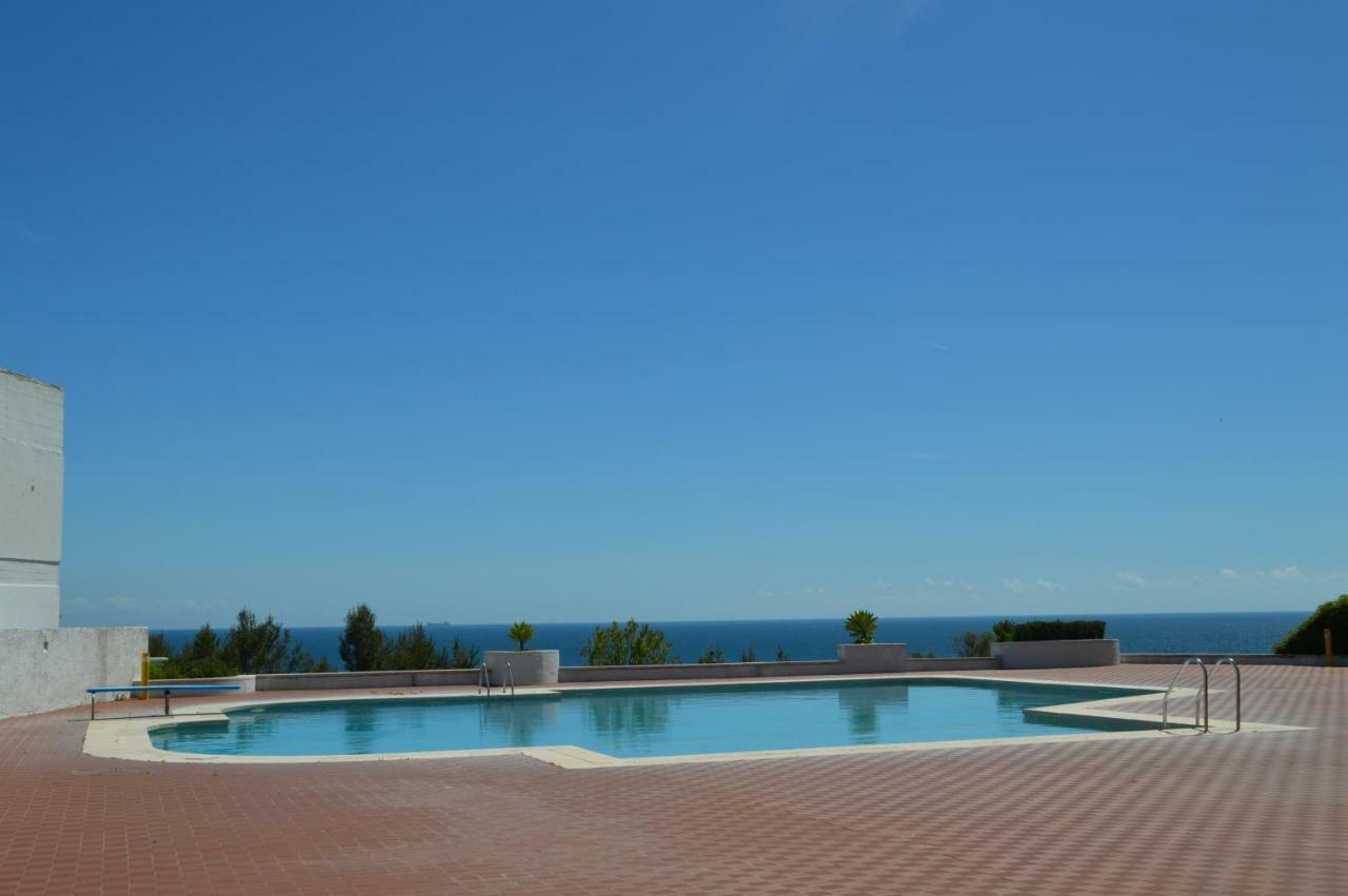 Amazing Beach & Pool Apartment With Garden Sesimbra Exteriör bild